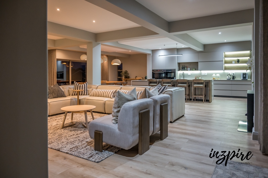 4 Bedroom Property for Sale in Glentana Western Cape